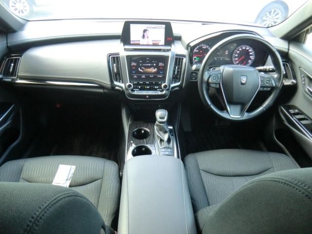 Toyota CROWN 2018 8090848-2