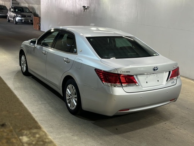 Toyota CROWN 2013 8090901-1