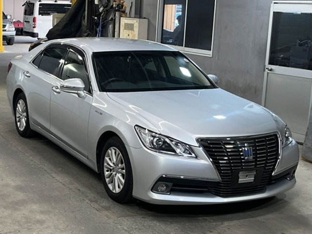 Toyota CROWN 2013 8090901-4