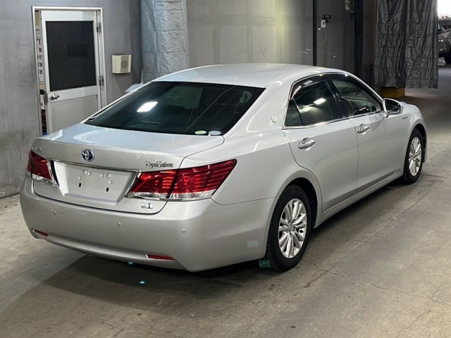 Toyota CROWN 2013 8090901-5