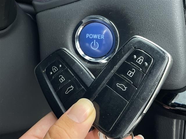 Toyota CROWN 2018 8092023-10