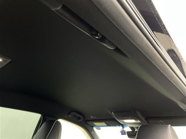 Toyota CROWN 2018 8092023-13