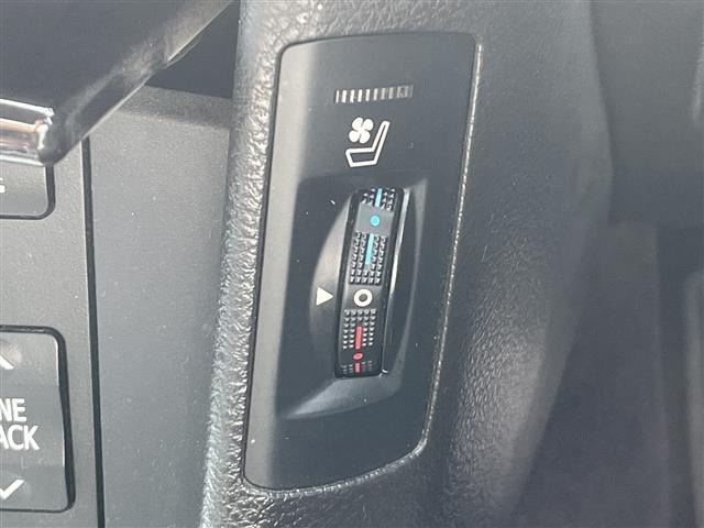 Toyota CROWN 2011 8092119-2