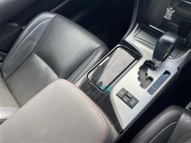 Toyota CROWN 2011 8092119-6