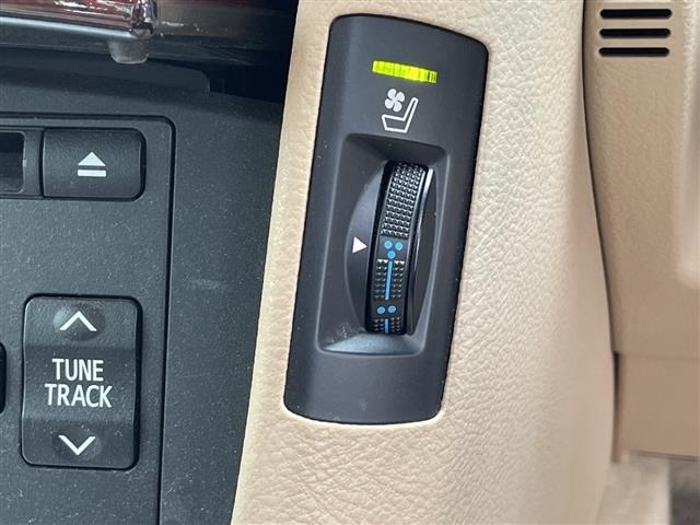 Toyota CROWN 2011 8092181-3