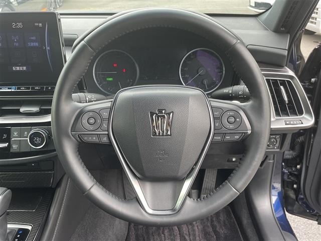 Toyota CROWN 2022 8092247-17