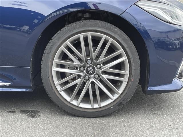 Toyota CROWN 2022 8092247-9