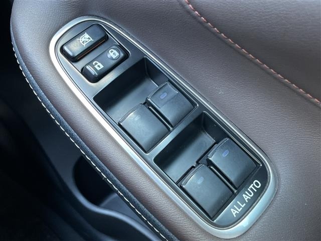 Toyota CROWN 2013 8092331-6