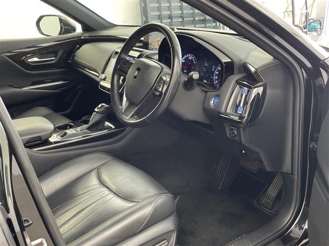 Toyota CROWN 2020 8092416-1