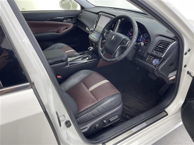 Toyota CROWN 2015 8092458-22