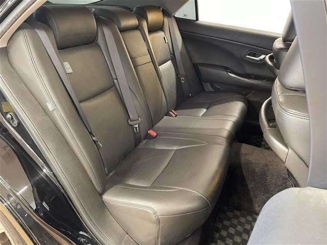 Toyota CROWN 2010 8092460-18