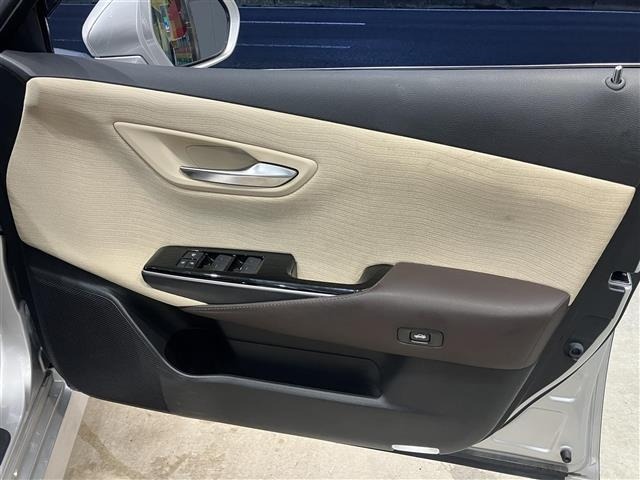 Toyota CROWN 2018 8092476-12