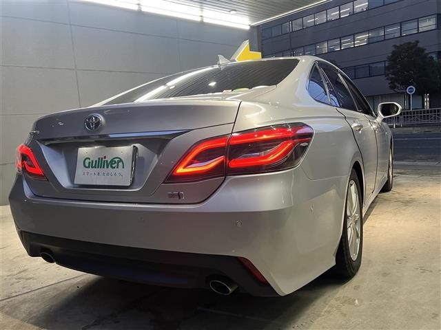 Toyota CROWN 2018 8092476-3