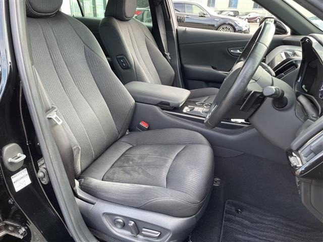 Toyota CROWN 2019 8092517-22