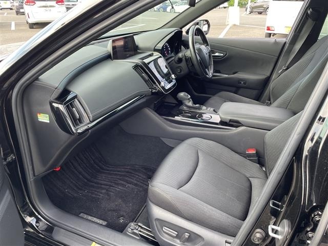 Toyota CROWN 2019 8092517-6