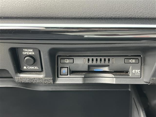 Toyota CROWN 2019 8092537-18