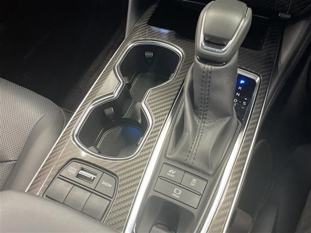 Toyota CROWN 2022 8092538-3