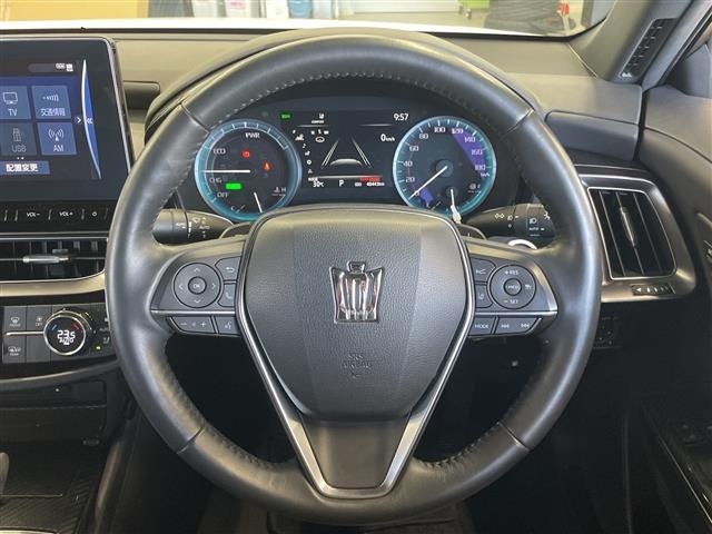 Toyota CROWN 2022 8092538-7
