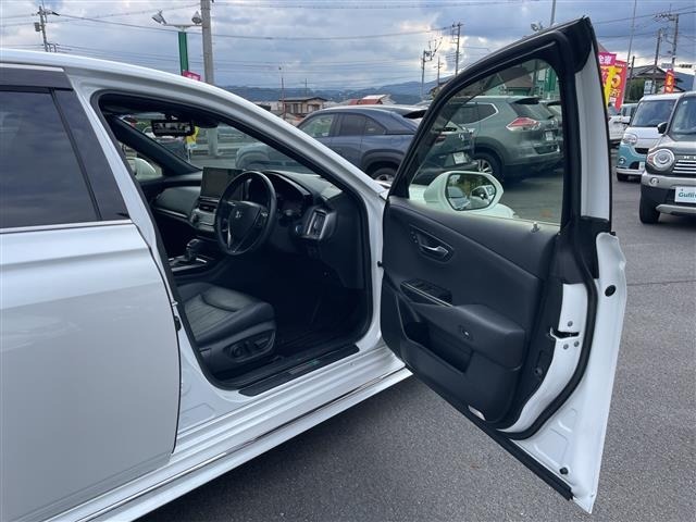 Toyota CROWN 2022 8092553-12