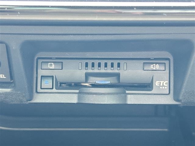 Toyota CROWN 2018 8092590-12