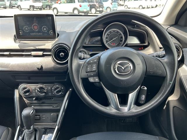 Mazda DEMIO 2016 8094382-1