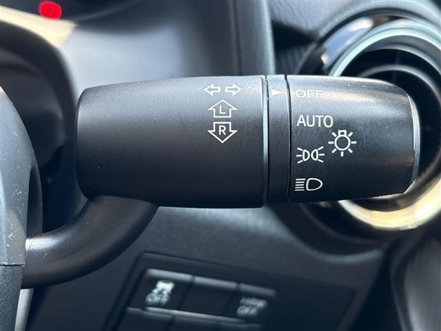 Mazda DEMIO 2014 8094515-1