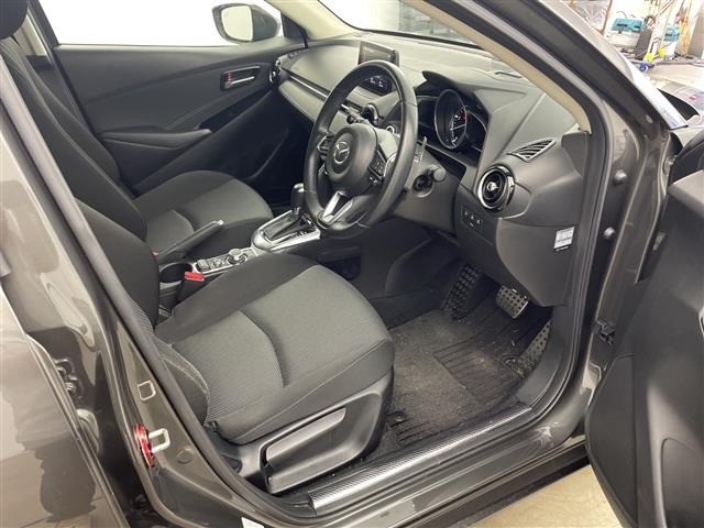 Mazda DEMIO 2017 8094580-1