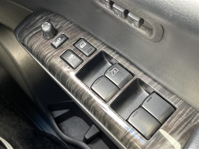 Nissan ELGRAND 2014 8095405-20