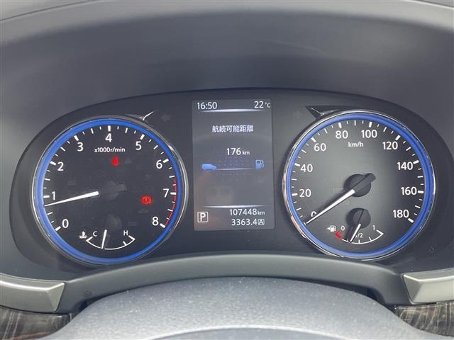 Nissan ELGRAND 2014 8095405-3
