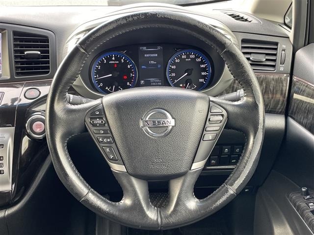 Nissan ELGRAND 2014 8095405-5