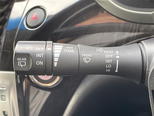 Nissan ELGRAND 2014 8095405-9