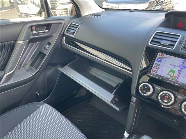 Subaru FORESTER 2016 8099683-2