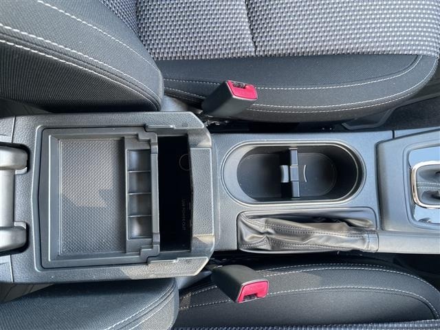 Subaru FORESTER 2016 8099683-4