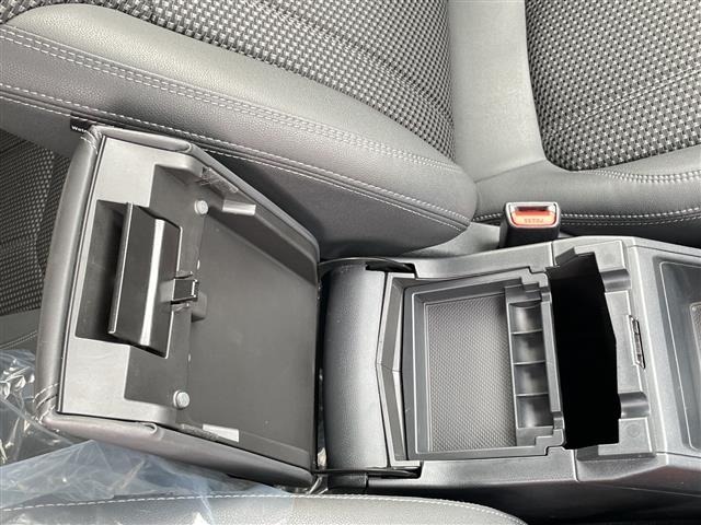 Subaru FORESTER 2024 8099717-8