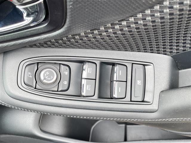 Subaru FORESTER 2024 8099717-9