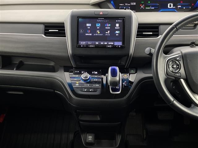 Honda FREED 2017 8097102-3