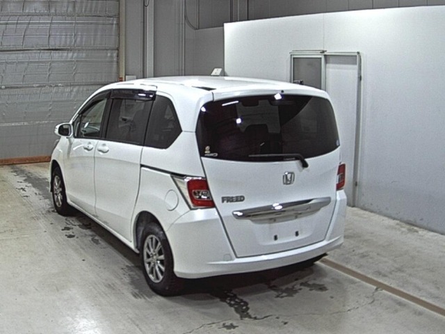 Honda FREED 2015 8097352-1