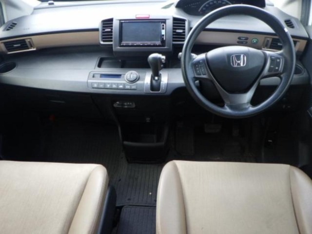 Honda FREED 2015 8097352-3