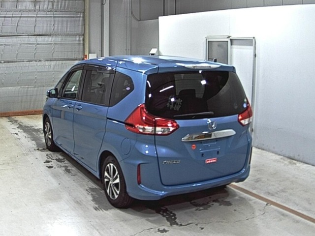 Honda FREED 2016 8097354-1