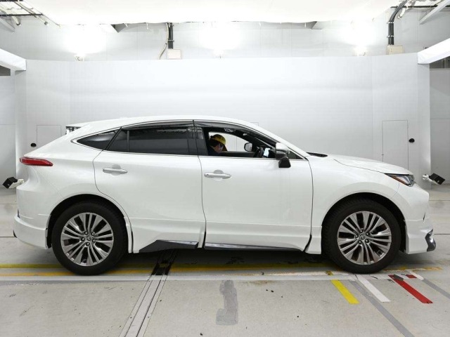 Toyota HARRIER 2024 8090157-3