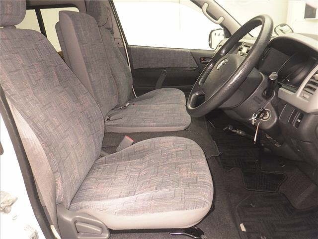 Toyota HIACE COMMUTER 2007 8104123-5