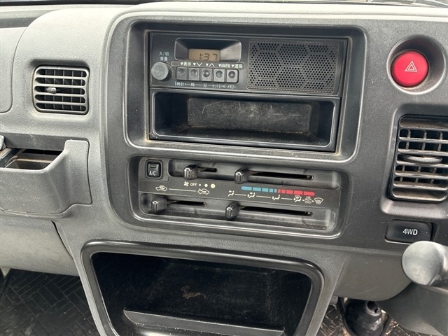 Daihatsu HIJET TRUCK 2014 8100023-4