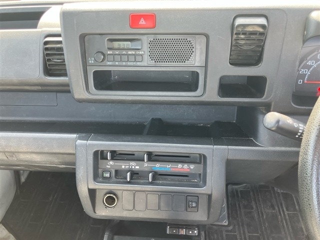Daihatsu HIJET TRUCK 2018 8100071-4