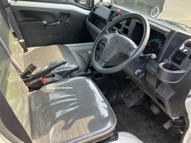 Daihatsu HIJET TRUCK 2018 8100105-5