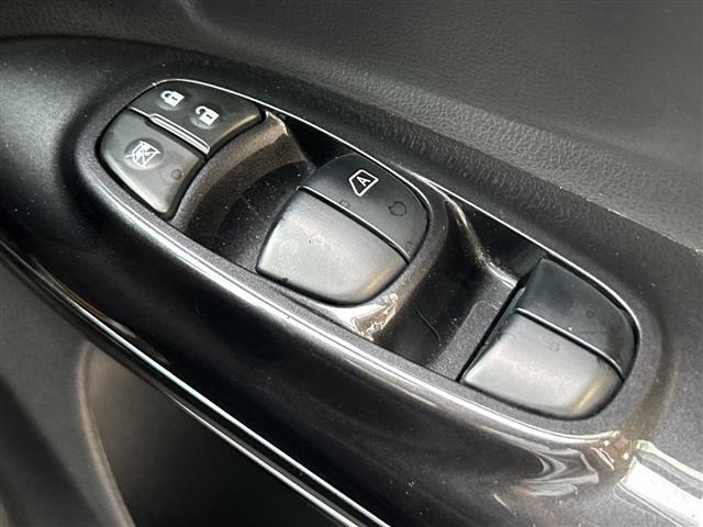 Nissan JUKE 2013 8103172-3