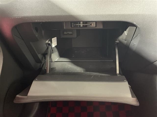 Nissan JUKE 2010 8103192-9
