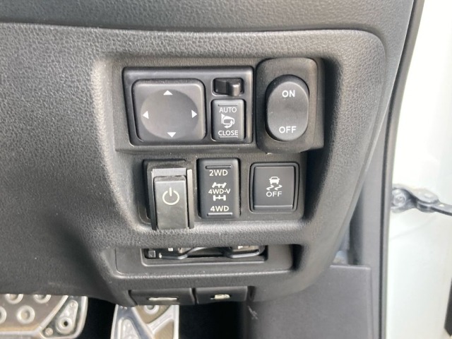 Nissan JUKE 2014 8103210-5