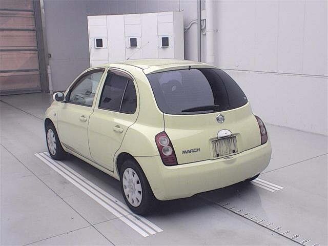 Nissan MARCH 2003 8104864-1