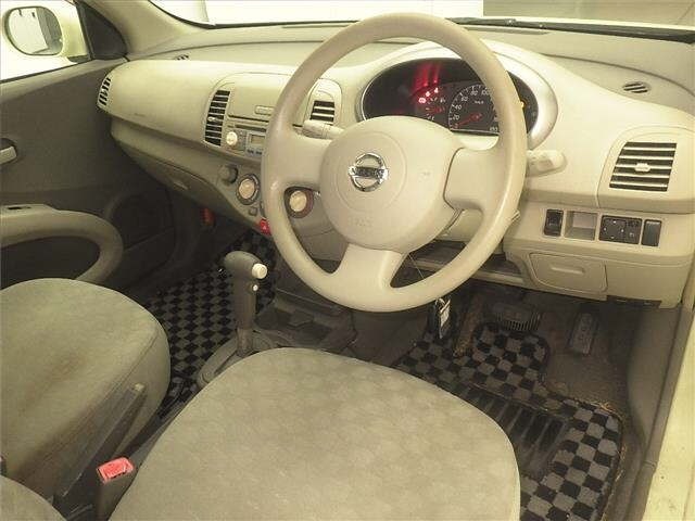Nissan MARCH 2003 8104864-3