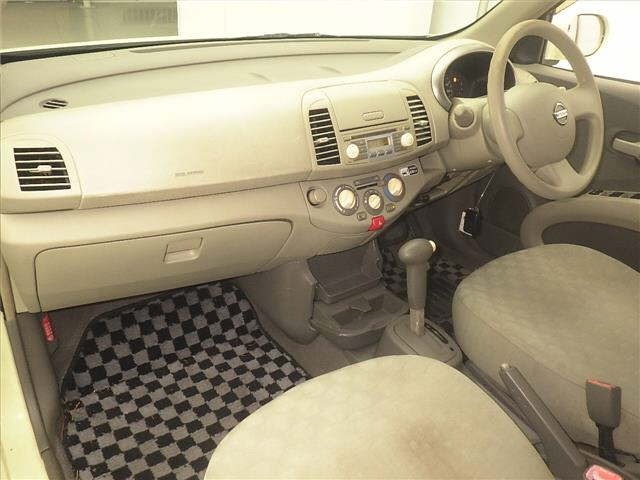 Nissan MARCH 2003 8104864-4